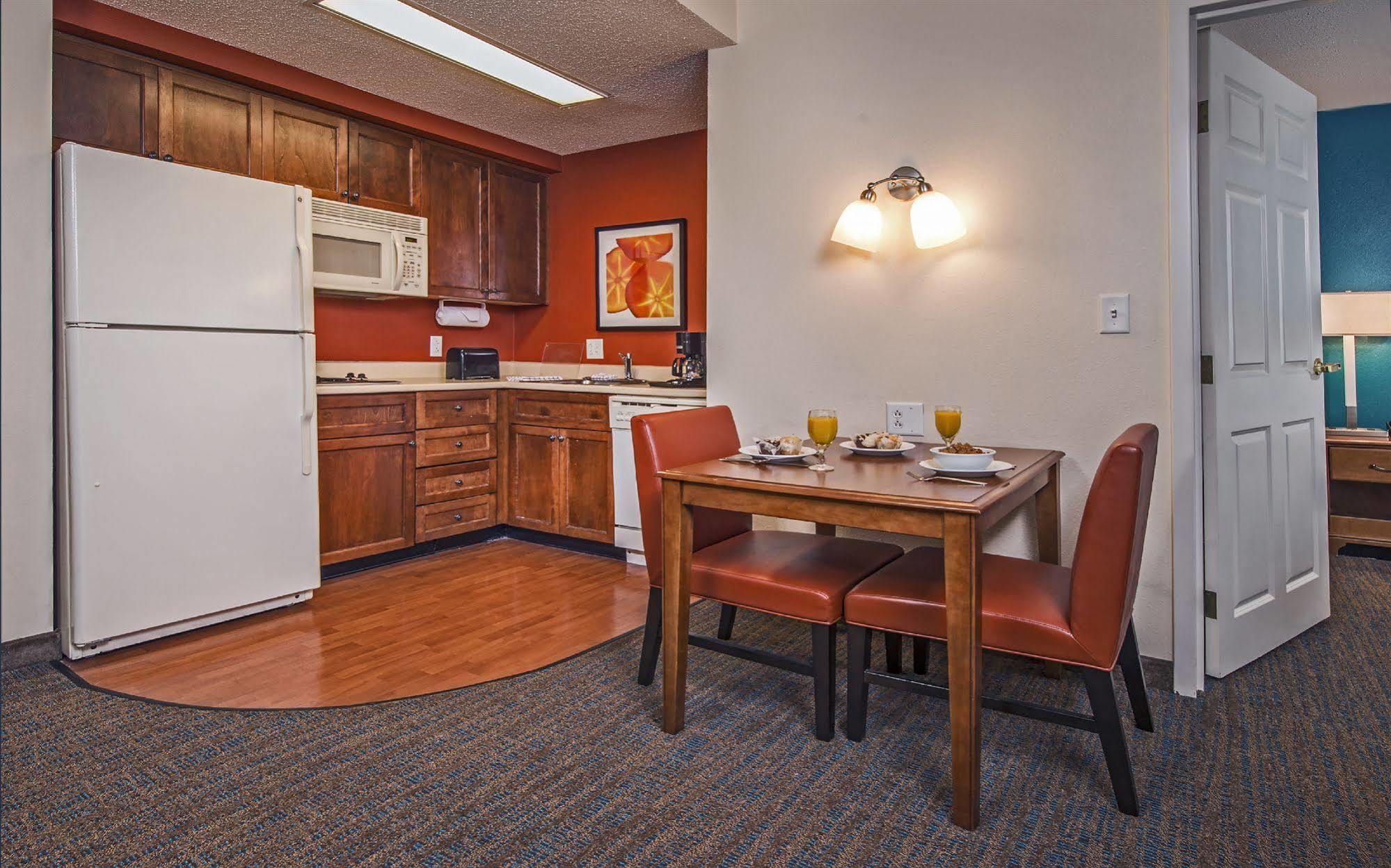 Residence Inn By Marriott Norfolk Airport Номер фото